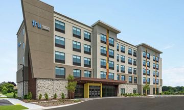 Tru by Hilton Hershey Chocolate Avenue