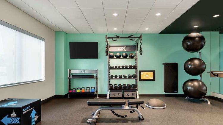 Tru by Hilton Hershey Chocolate Avenue Health