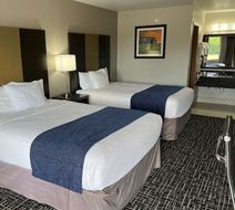 Days Inn by Wyndham Grove Room