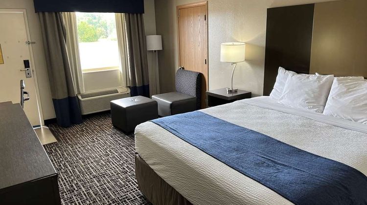 Days Inn by Wyndham Grove Room