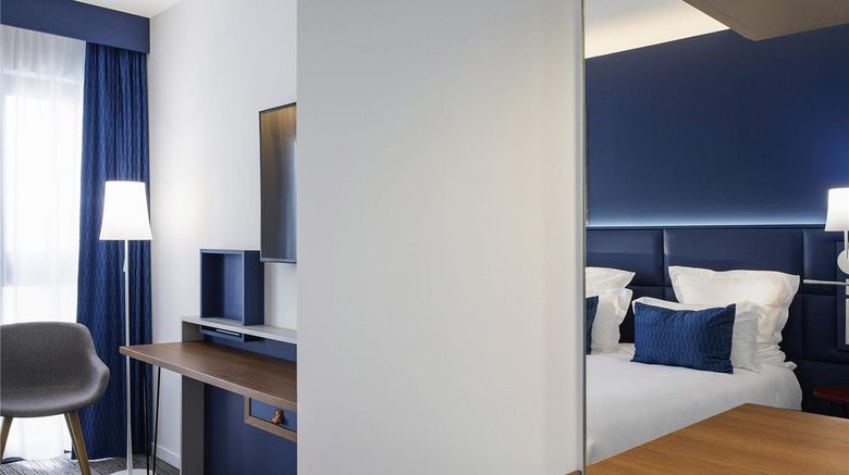 <b>Mercure Toulon La Seyne Room</b>. Images powered by <a href="https://iceportal.shijigroup.com/" title="IcePortal" target="_blank">IcePortal</a>.