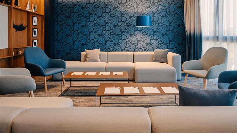<b>Mercure Toulon La Seyne Meeting</b>. Images powered by <a href="https://iceportal.shijigroup.com/" title="IcePortal" target="_blank">IcePortal</a>.