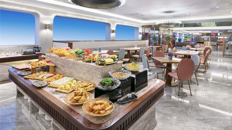 <b>Mercure Kaifeng North Restaurant</b>. Images powered by <a href="https://iceportal.shijigroup.com/" title="IcePortal" target="_blank">IcePortal</a>.