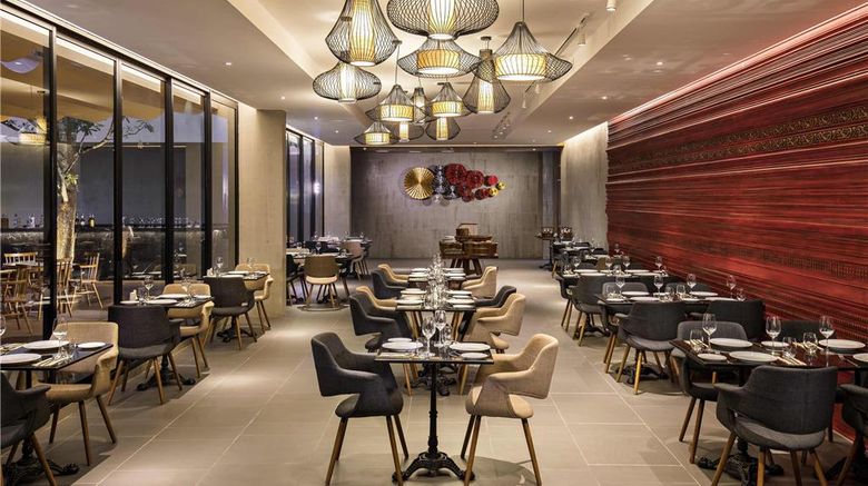 <b>Novotel ChiangMai Nimman Journeyhub Restaurant</b>. Images powered by <a href="https://iceportal.shijigroup.com/" title="IcePortal" target="_blank">IcePortal</a>.