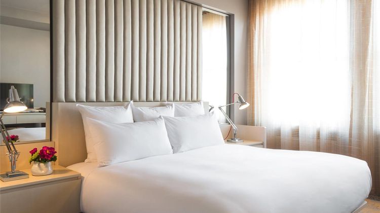 21C Museum Hotel Durham Room