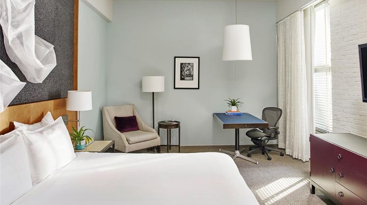 21c Museum Hotel Louisville Room