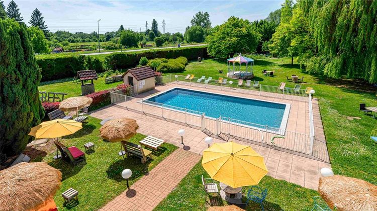Greet Hotel Beaune Pool