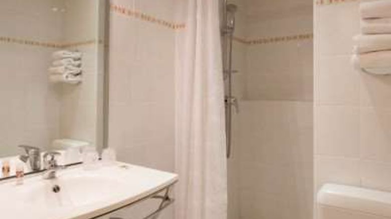 <b>Hotel Le Beaulieu Room</b>. Images powered by <a href="https://iceportal.shijigroup.com/" title="IcePortal" target="_blank">IcePortal</a>.