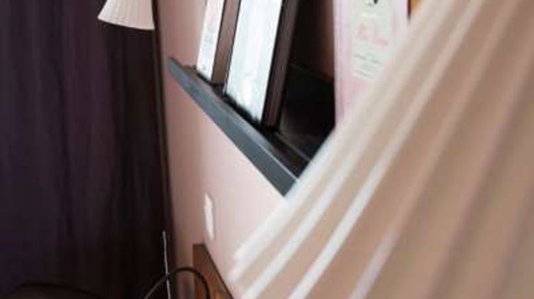 <b>Hotel Le Beaulieu Room</b>. Images powered by <a href="https://iceportal.shijigroup.com/" title="IcePortal" target="_blank">IcePortal</a>.
