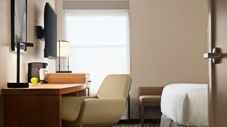 <b>Hyatt Place Tucson Central Room</b>. Images powered by <a href="https://iceportal.shijigroup.com/" title="IcePortal" target="_blank">IcePortal</a>.