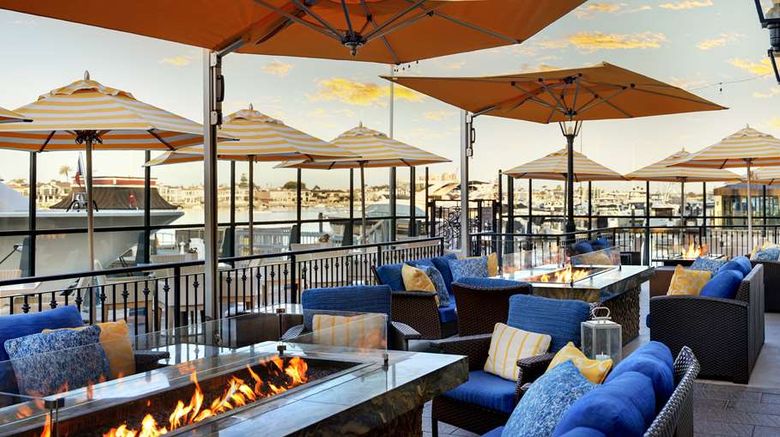 <b>Balboa Bay Resort Restaurant</b>. Images powered by <a href="https://iceportal.shijigroup.com/" title="IcePortal" target="_blank">IcePortal</a>.