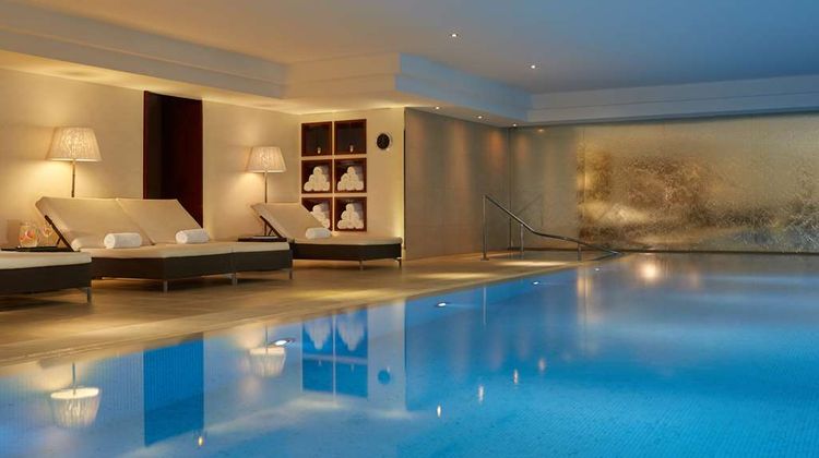 Villa Hotel Majestic Pool