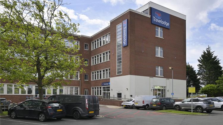 Travelodge Liverpool Edge Lane Exterior
