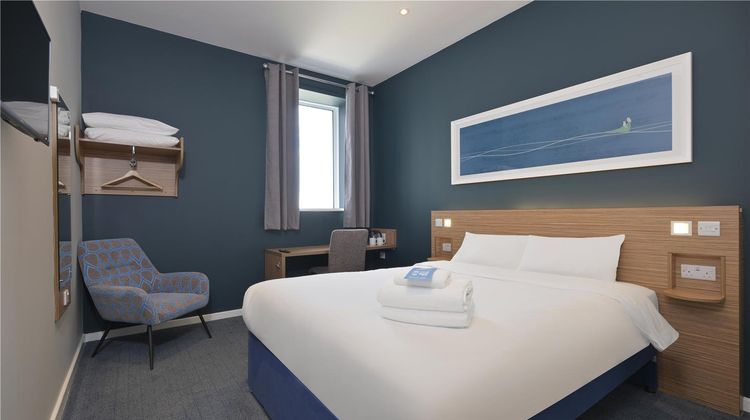 Travelodge Liverpool Edge Lane Room