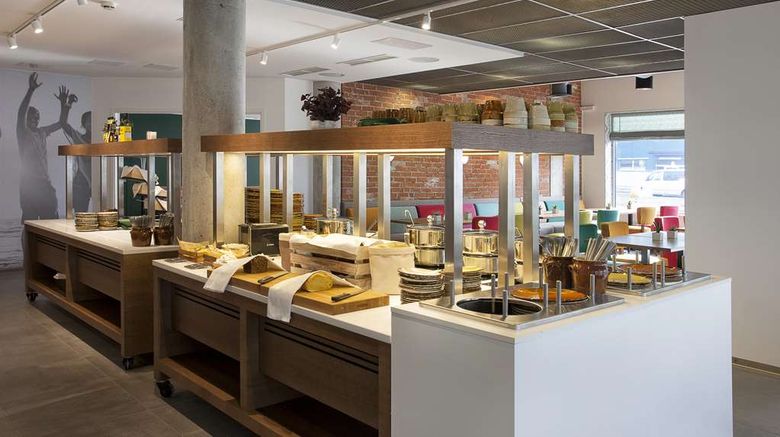 <b>Tallink Express Hotel Restaurant</b>. Images powered by <a href="https://iceportal.shijigroup.com/" title="IcePortal" target="_blank">IcePortal</a>.