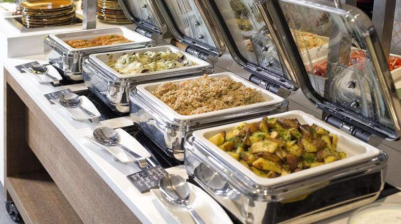 <b>Tallink Express Hotel Restaurant</b>. Images powered by <a href="https://iceportal.shijigroup.com/" title="IcePortal" target="_blank">IcePortal</a>.