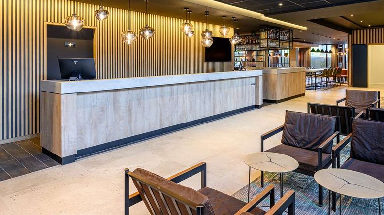 <b>Radisson Hotel Antwerp Berchem Lobby</b>. Images powered by <a href="https://iceportal.shijigroup.com/" title="IcePortal" target="_blank">IcePortal</a>.
