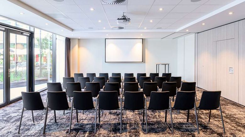 <b>Radisson Hotel Antwerp Berchem Meeting</b>. Images powered by <a href="https://iceportal.shijigroup.com/" title="IcePortal" target="_blank">IcePortal</a>.