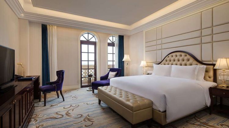 Radisson Blu Forest Manor Hongqiao Room