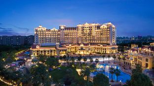 Radisson Blu Forest Manor Hongqiao