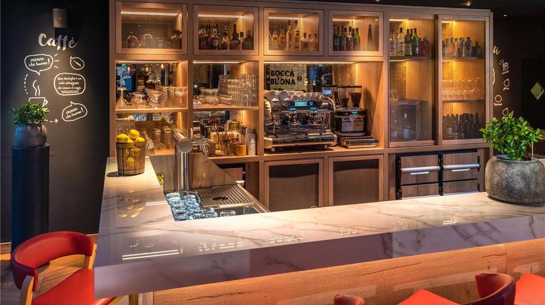 <b>Radisson Hotel Zurich Airport Restaurant</b>. Images powered by <a href="https://iceportal.shijigroup.com/" title="IcePortal" target="_blank">IcePortal</a>.