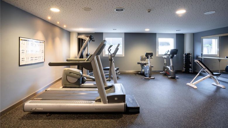 <b>Radisson Hotel Zurich Airport Health</b>. Images powered by <a href="https://iceportal.shijigroup.com/" title="IcePortal" target="_blank">IcePortal</a>.