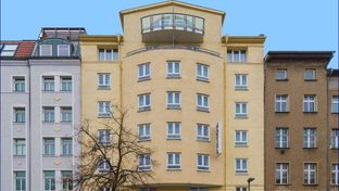Jurine Hotel