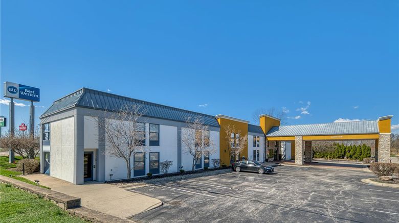 <b>Best Western Batesville Exterior</b>. Images powered by <a href="https://iceportal.shijigroup.com/" title="IcePortal" target="_blank">IcePortal</a>.