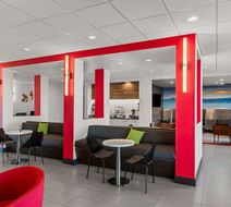 Best Western Plus Ogallala Inn Lobby