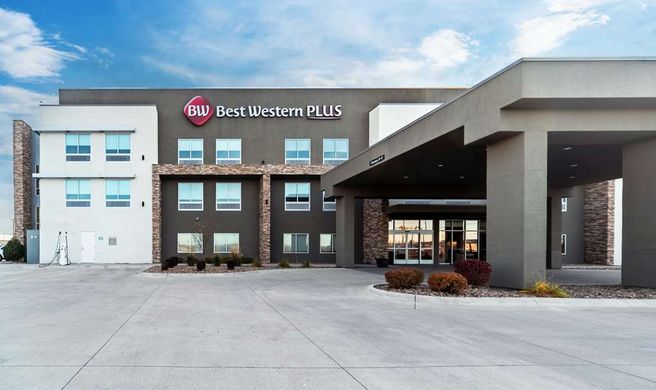 Best Western Plus Ogallala Inn Exterior