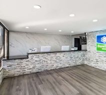 SureStay Hotel by BW Phoenix Airport Lobby
