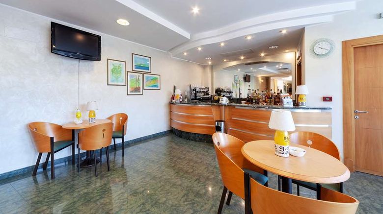 <b>Best Western Hotel Imperiale Restaurant</b>. Images powered by <a href="https://iceportal.shijigroup.com/" title="IcePortal" target="_blank">IcePortal</a>.