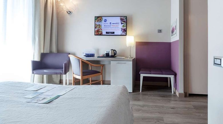 <b>Best Western Hotel Imperiale Room</b>. Images powered by <a href="https://iceportal.shijigroup.com/" title="IcePortal" target="_blank">IcePortal</a>.