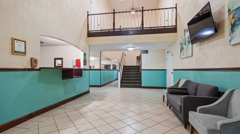 <b>SureStay Hotel Best Western Greenville Lobby</b>. Images powered by <a href="https://iceportal.shijigroup.com/" title="IcePortal" target="_blank">IcePortal</a>.