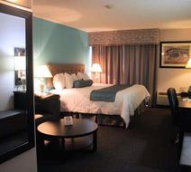Days Inn by Wyndham Hotel/Conf Centre Room