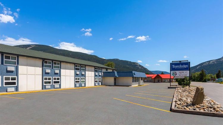 Travelodge by Wyndham Blairmore Exterior