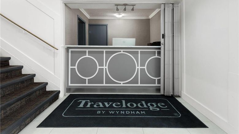 <b>Travelodge by Wyndham Blairmore Lobby</b>. Images powered by <a href="https://iceportal.shijigroup.com/" title="IcePortal" target="_blank">IcePortal</a>.
