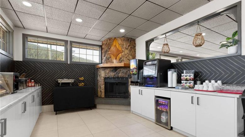 <b>Travelodge by Wyndham Blairmore Other</b>. Images powered by <a href="https://iceportal.shijigroup.com/" title="IcePortal" target="_blank">IcePortal</a>.
