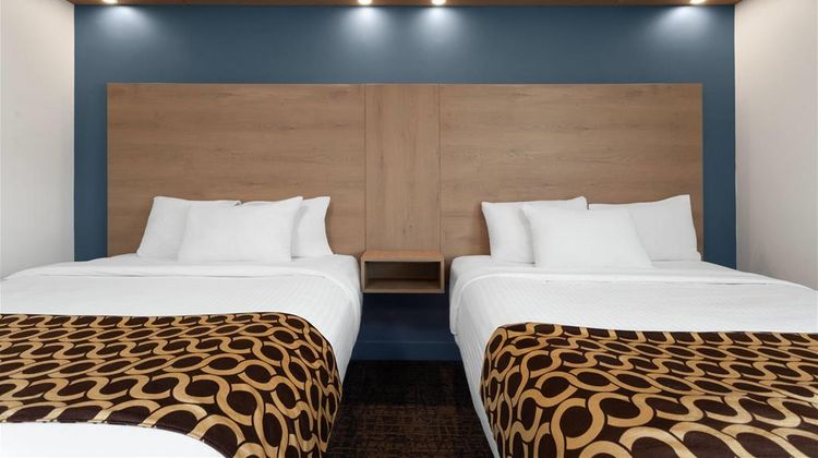 Travelodge by Wyndham Blairmore Room