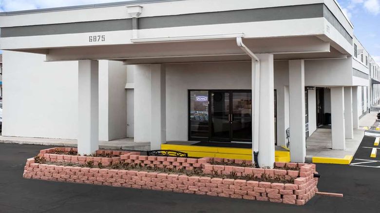 <b>Travelodge by Wyndham Colorado Springs Exterior</b>. Images powered by <a href="https://iceportal.shijigroup.com/" title="IcePortal" target="_blank">IcePortal</a>.