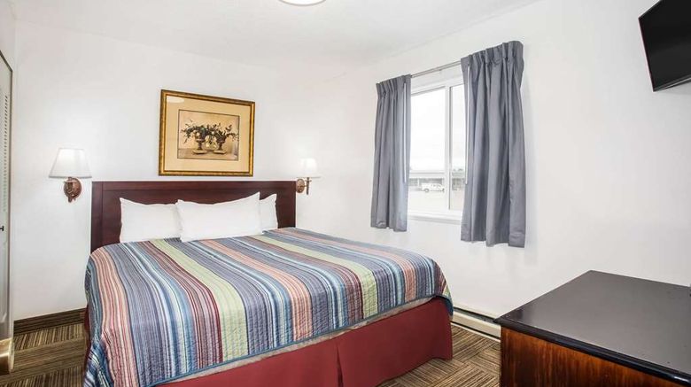 <b>Travelodge by Wyndham Colorado Springs Suite</b>. Images powered by <a href="https://iceportal.shijigroup.com/" title="IcePortal" target="_blank">IcePortal</a>.