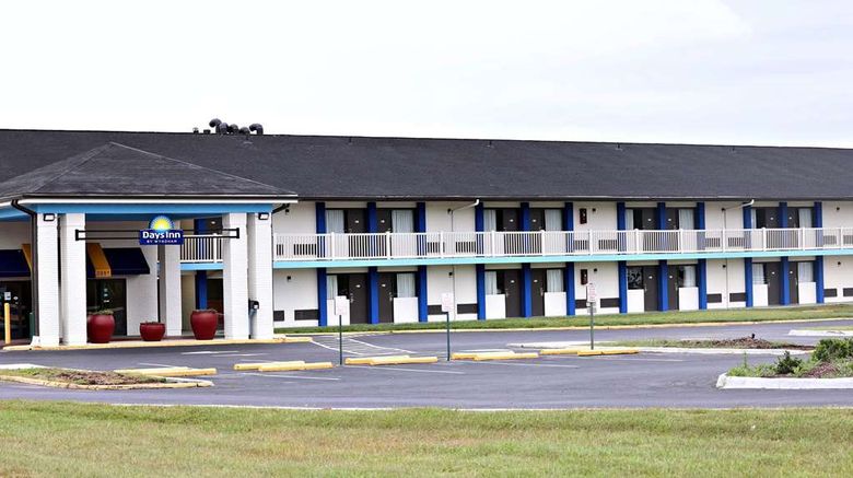 <b>Days Inn Kings Dominion/Doswell Exterior</b>. Images powered by <a href="https://iceportal.shijigroup.com/" title="IcePortal" target="_blank">IcePortal</a>.