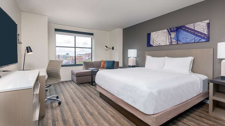 Hyatt House Chicago West Loop Room