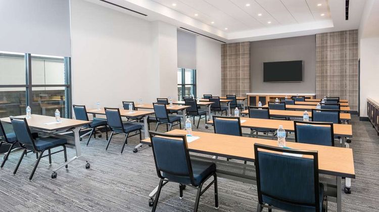 Hyatt House Chicago West Loop Meeting