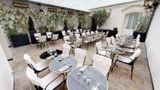 <b>Mom'Art Paris Hotel Restaurant</b>. Images powered by <a href="https://iceportal.shijigroup.com/" title="IcePortal" target="_blank">IcePortal</a>.