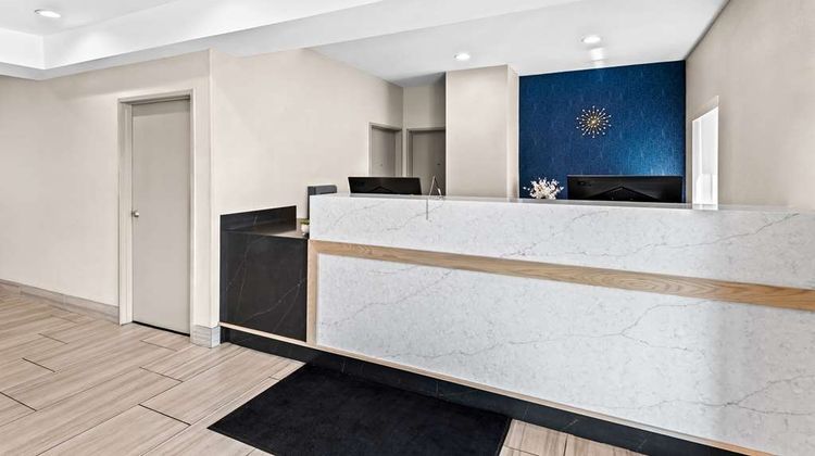 Best Western Ottumwa Inn & Suites Lobby