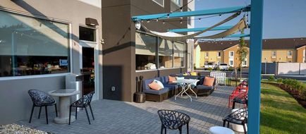 Tru by Hilton Georgetown Exterior