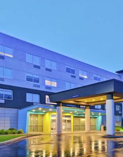 Tru by Hilton Middletown