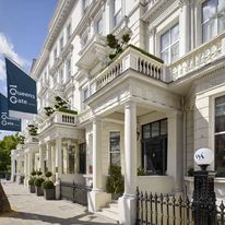 100 Queen's Gate Hotel, Curio by Hilton