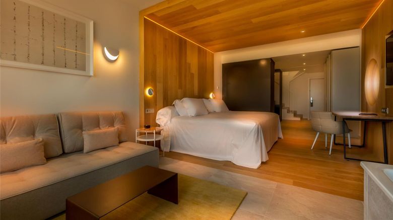<b>100 Queen's Gate Hotel London Kensington Room</b>. Images powered by <a href="https://iceportal.shijigroup.com/" title="IcePortal" target="_blank">IcePortal</a>.